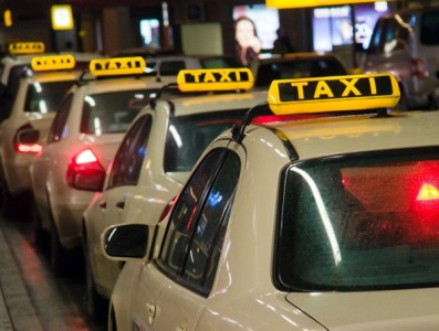 ВС обязал агрегаторов такси отвечать за вред, причиненный пассажирам