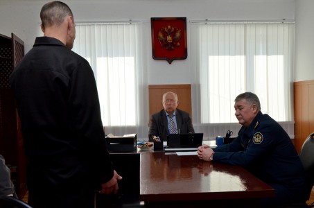 Омбудсмен Валерий Кузовлев посетил исправительную колонию №5