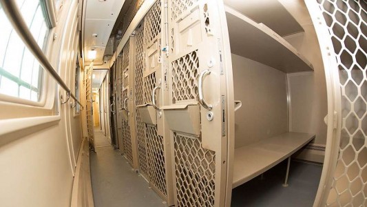ЕСПЧ признал условия перевозки заключенных пыточными