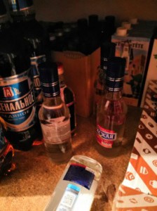 Более 250 бутылок контрафактного алкоголя изъяли в Липецке