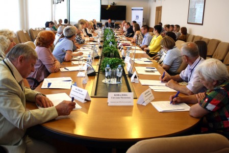 Уполномоченный Ираида Тихонова приняла участие в межрегиональной конференции на тему прав граждан на жилище