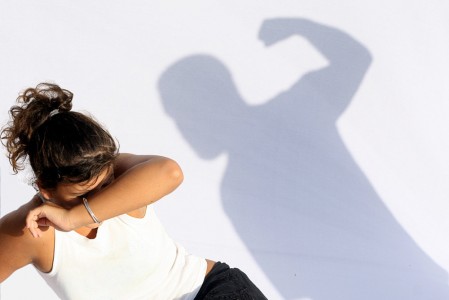 В законодательстве появится ответственность за семейно-бытовое насилие
