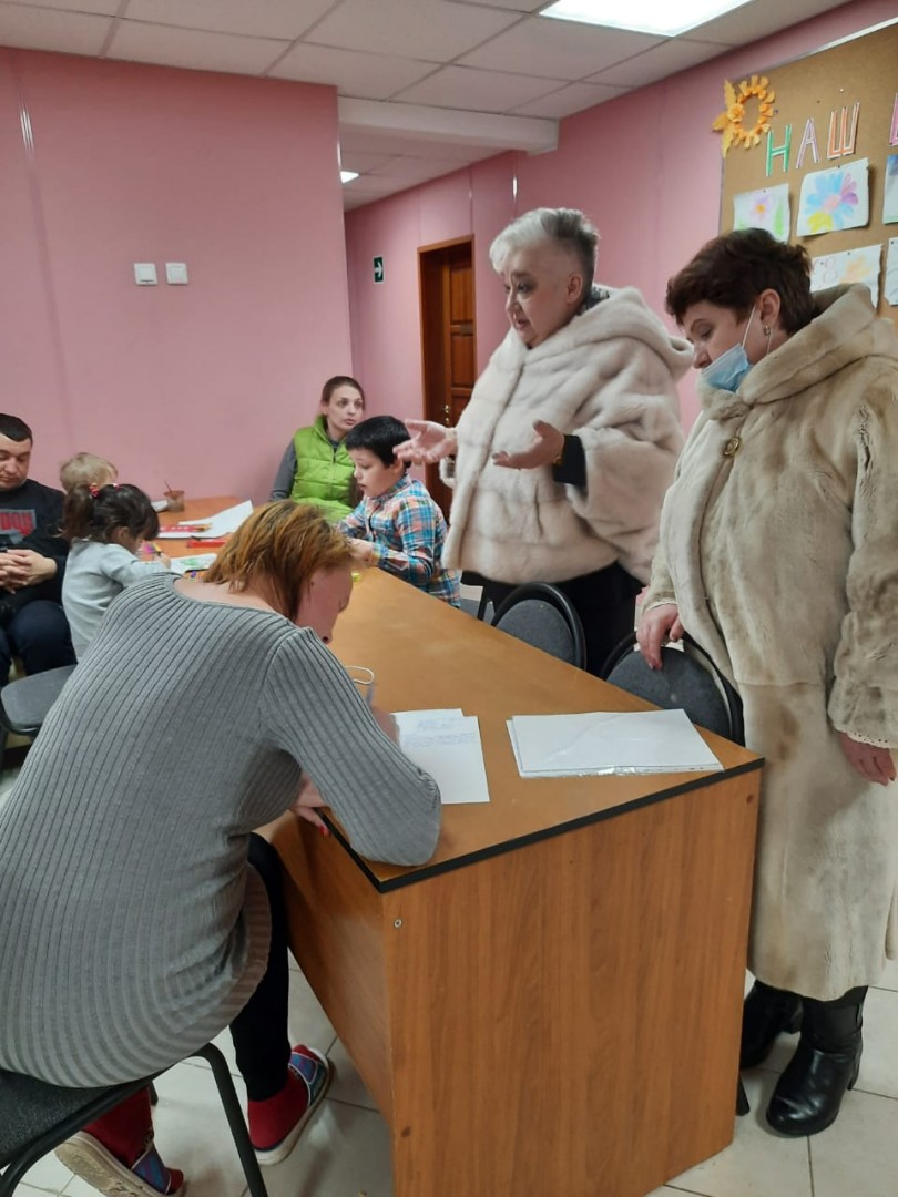 Центр временного размещения вынужденных переселенцев и беженцев ОГБУ Лесная  сказка » / Новости / Деятельность / Уполномоченный по правам человека в  Липецкой области