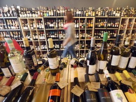 Минздрав предложил запретить продавать алкоголь пьяным людям