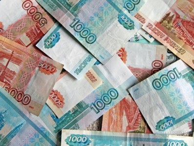 Данковский алиментщик заплатил 110 тысяч рублей за право управлять автомобилем и отдыхать за границей