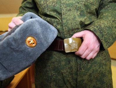 КС РФ запретил военкоматам учитывать юношам отсрочку от армии до окончания школы